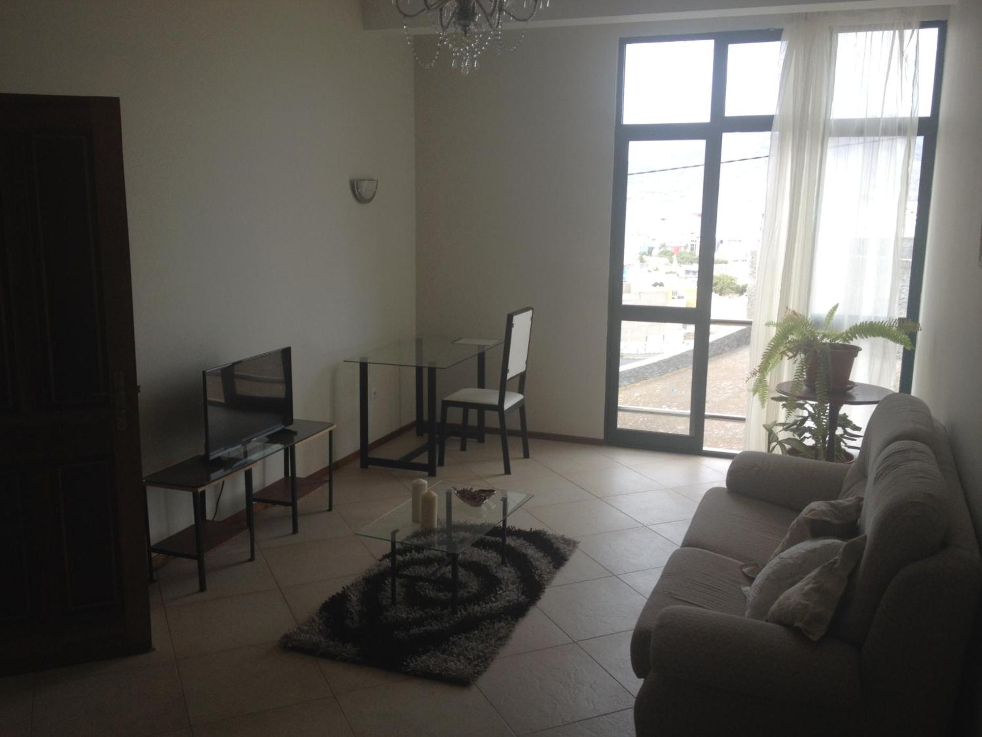 Bed and Breakfast Residencial Monte Cara Mindelo Esterno foto