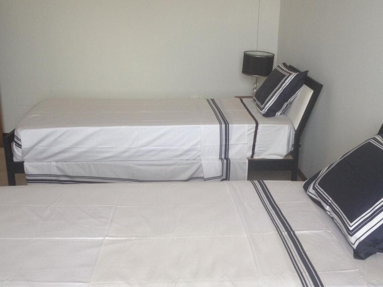 Bed and Breakfast Residencial Monte Cara Mindelo Esterno foto
