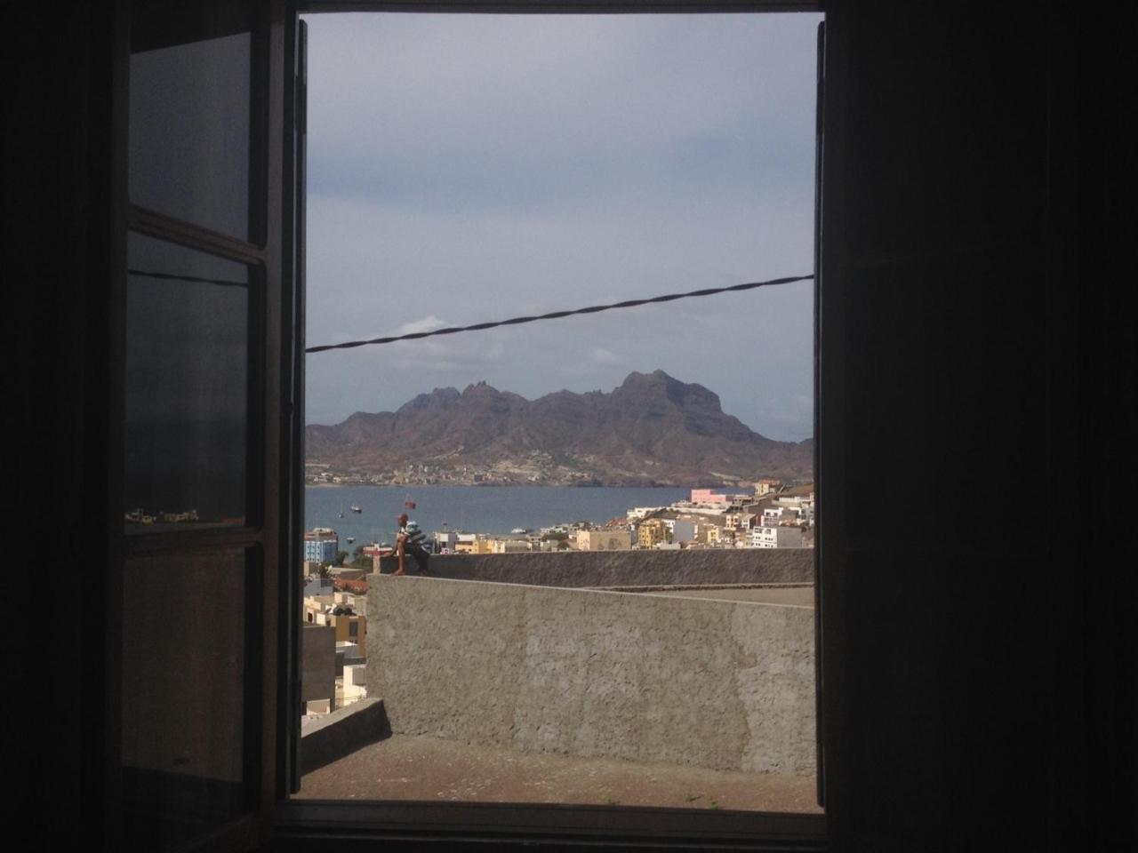 Bed and Breakfast Residencial Monte Cara Mindelo Esterno foto